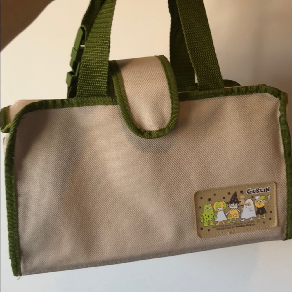 Diaper organizer